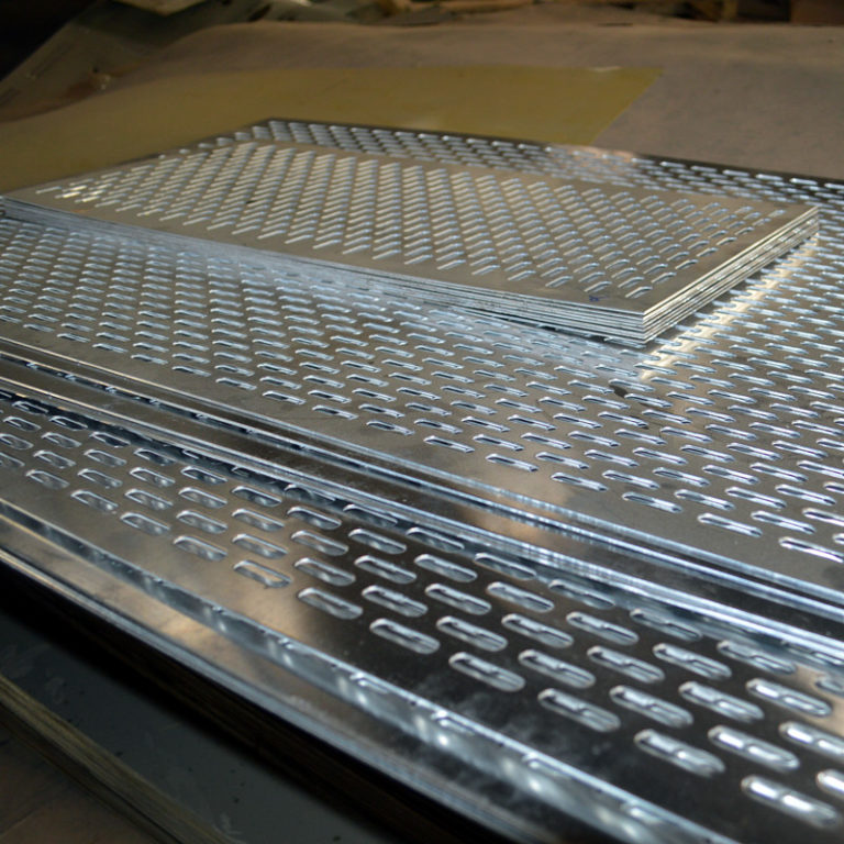 2020 Aluminum water jet perforated sheet metal building decorative sheet China Manufacturer